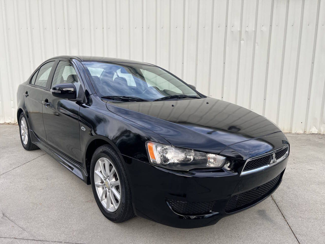 Used 2015 Mitsubishi Lancer ES FWD image 1