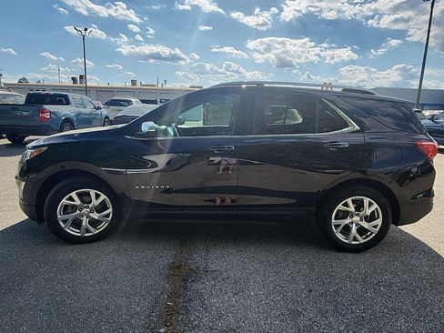 Used 2020 Chevrolet Equinox Premier FWD image 2