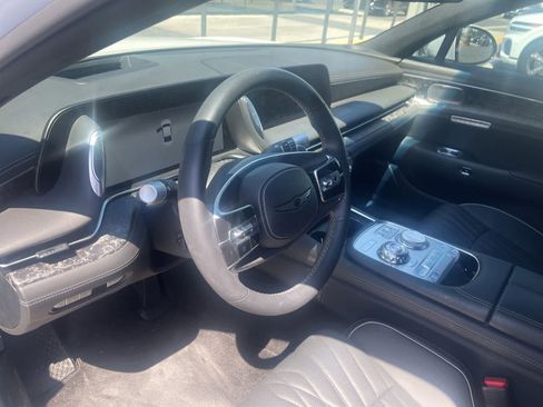 Used 2025 Genesis G90 3.5T AWD/4WD image 4