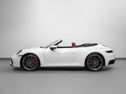 Certified 2022 Porsche 911 Carrera 4S AWD/4WD image 2