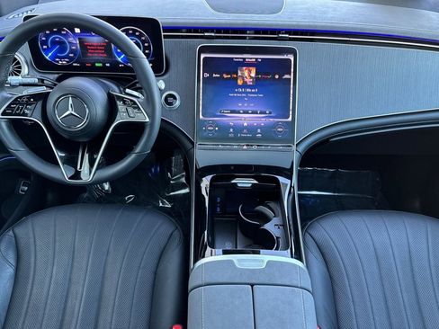 Used 2023 Mercedes-Benz EQS 450+ 4MATIC SUV image 28