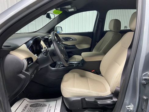 Used 2023 Chevrolet Traverse LS w/ Safety Package image 9