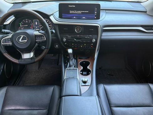 Certified 2022 Lexus RX 350L Premium w/ Premium Package AWD/4WD image 17