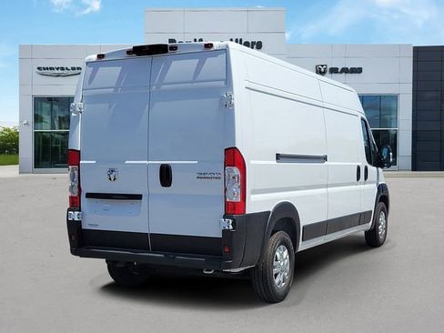 New 2026 RAM ProMaster 2500 w/ Quick Order Package 22G SLT FWD image 4