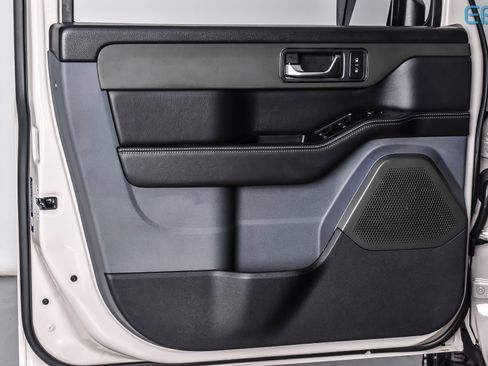 New 2025 INEOS Grenadier image 13