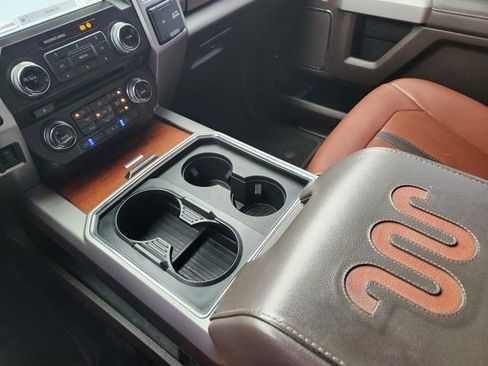 Used 2018 Ford F250 King Ranch w/ King Ranch Ultimate Package AWD/4WD image 18
