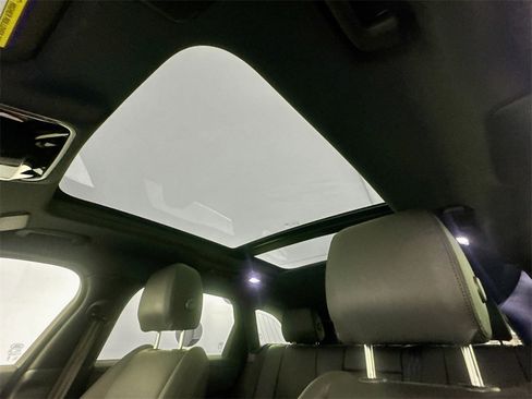 Used 2026 Land Rover Range Rover Velar S image 21