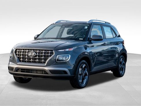 New 2026 Hyundai Venue SEL image 3