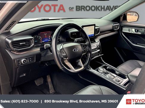 Used 2022 Ford Explorer Limited AWD/4WD image 14