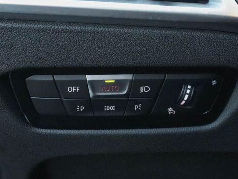 Used 2025 BMW 330i Sedan RWD image 16