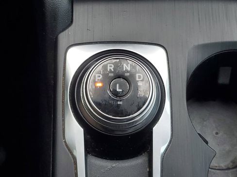 Used 2020 Ford Escape SEL FWD image 34
