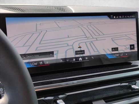 New 2026 BMW X5 xDrive40i w/ M Sport Package image 14