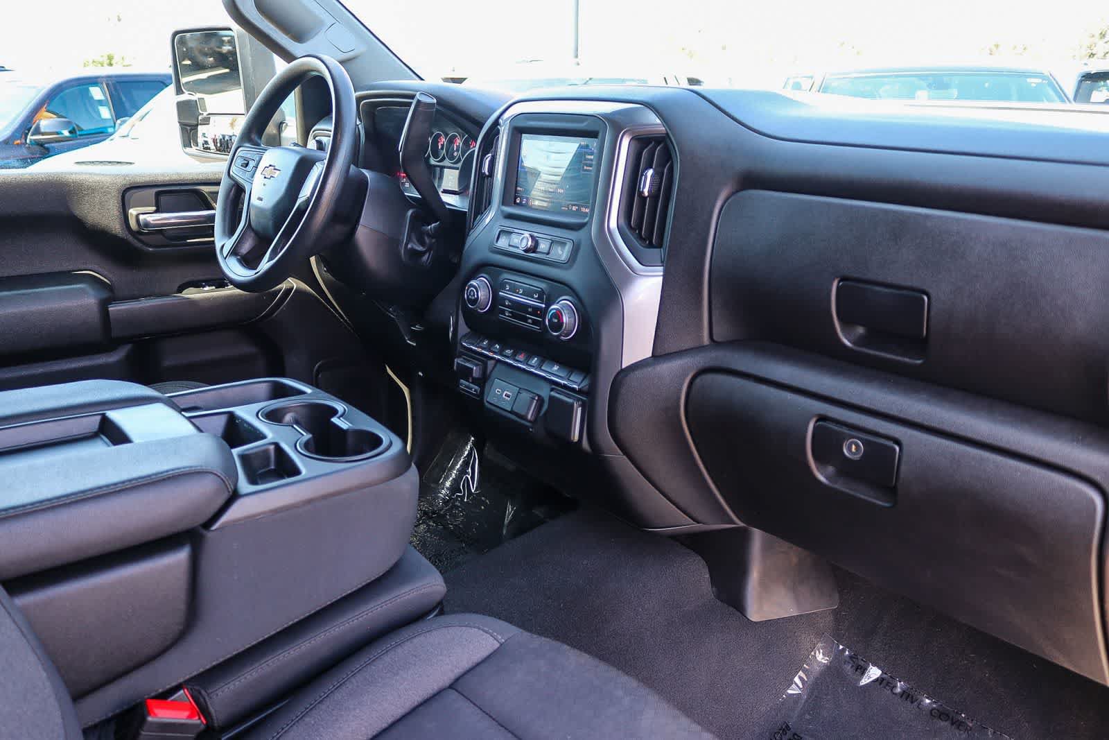 Used 2024 Chevrolet Silverado 2500 Custom w/ Custom Value Package AWD/4WD image 17
