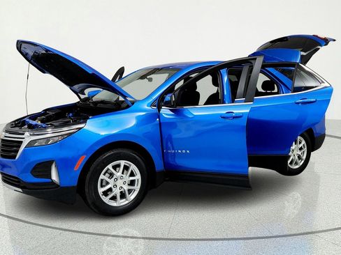Certified 2024 Chevrolet Equinox LT FWD image 9