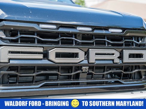 Used 2025 Ford F150 Raptor AWD/4WD image 11