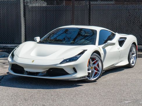 Used 2021 Ferrari F8 Tributo RWD image 8