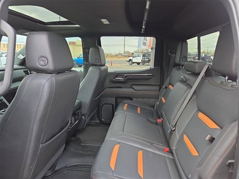 Used 2023 GMC Sierra 1500 AT4 w/ AT4 Premium Package image 21