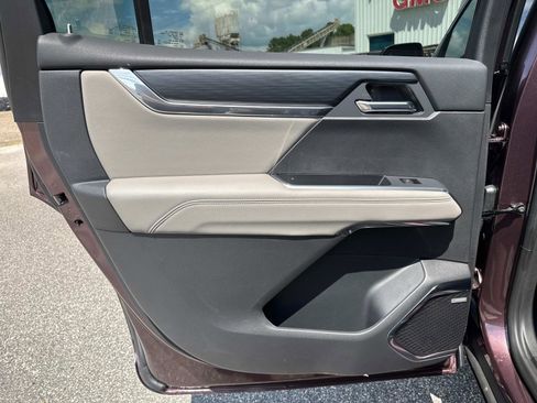 New 2026 GMC Acadia Elevation w/ LPO, Floor Liner Package image 12