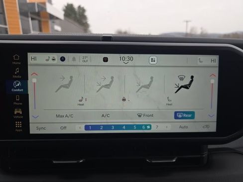 Certified 2025 Jeep Wrangler Unlimited Sahara AWD/4WD image 20