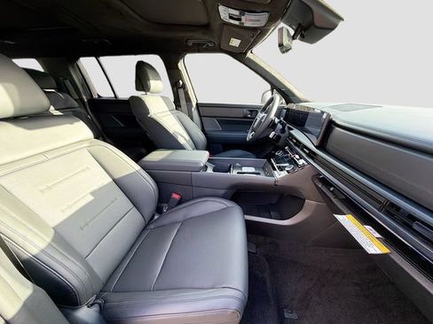 Used 2026 Hyundai Santa Fe Calligraphy FWD image 30