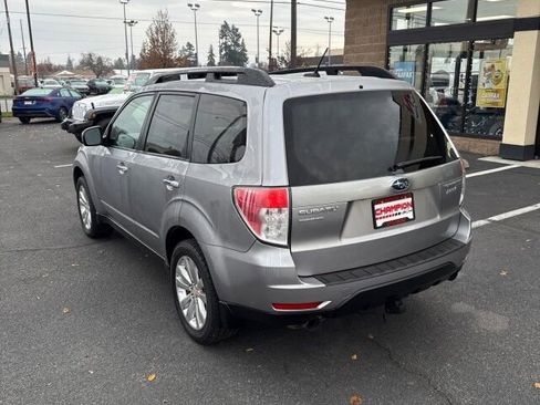 Used 2011 Subaru Forester 2.5X Limited image 8