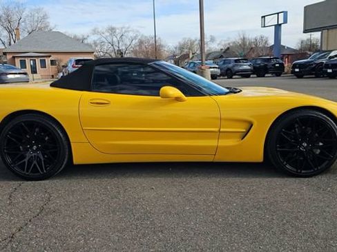 Used 2004 Chevrolet Corvette Convertible w/ Preferred Equipment Group RWD image 5