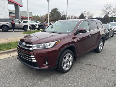 Used 2019 Toyota Highlander Limited image 7