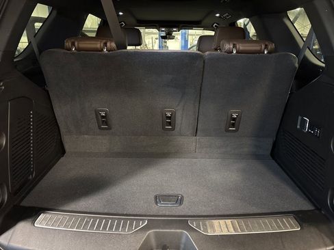 Certified 2021 Chevrolet Tahoe High Country w/ Premium Package image 19