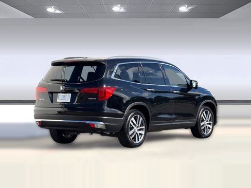 Used 2016 Honda Pilot Touring image 8