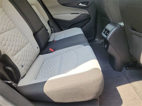 Certified 2020 Chevrolet Equinox LS w/ LS Convenience Package image 25