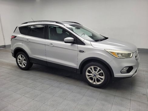 Used 2018 Ford Escape SE image 11