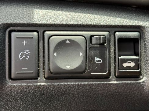 Used 2019 Nissan Sentra SV FWD image 18