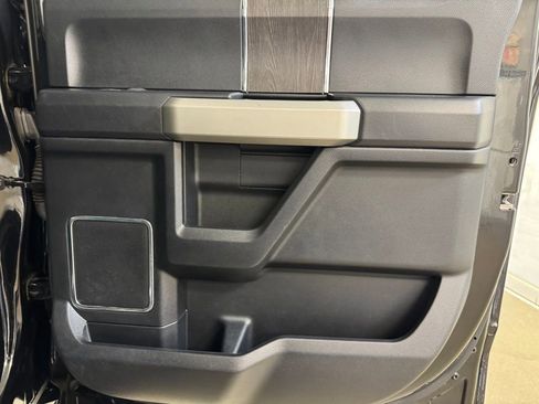 Used 2021 Ford F350 Lariat image 25