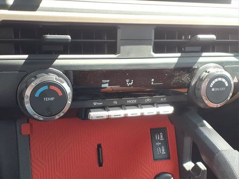 Used 2025 Toyota Tacoma SR image 24