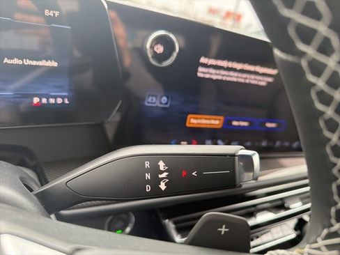 New 2026 Chevrolet Traverse High Country image 23