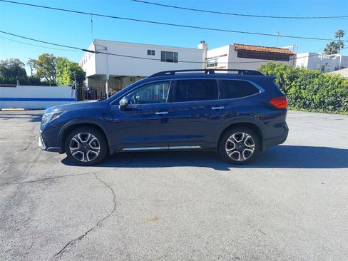 Used 2023 Subaru Ascent Touring image 4
