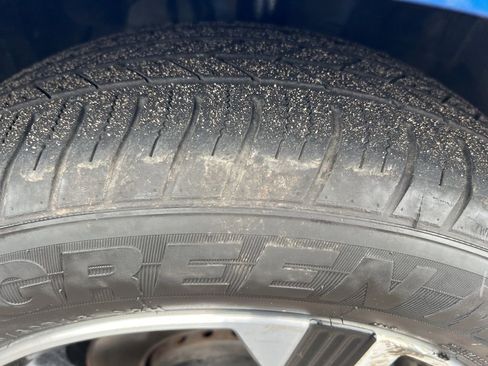 Certified 2024 Nissan Sentra SV image 37