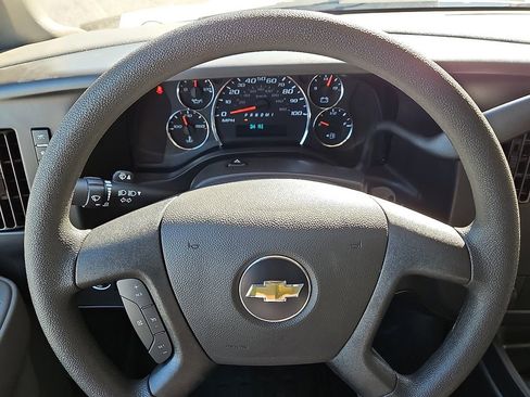 New 2025 Chevrolet Express 2500 Work Van 3D Cargo Van w/ Driver Convenience Package image 12