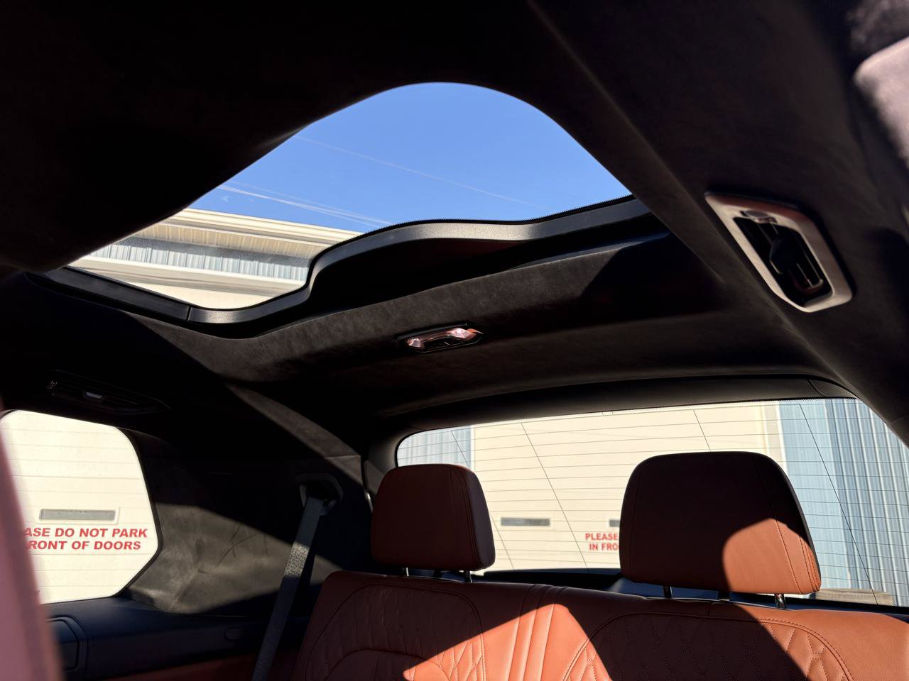 Used 2022 BMW X7 xDrive40i w/ Executive Package AWD/4WD image 44