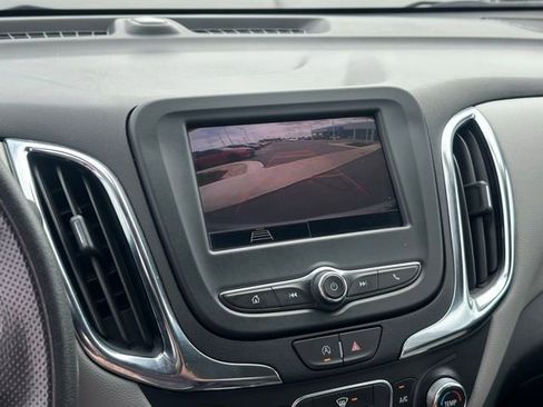 Certified 2024 Chevrolet Equinox LS AWD/4WD image 9