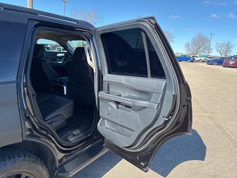 Used 2022 Ford Expedition XLT AWD/4WD image 45