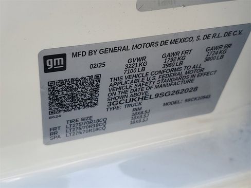 Used 2025 Chevrolet Silverado 1500 ZR2 image 29