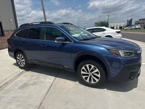 Used 2021 Subaru Outback Premium AWD/4WD image 8
