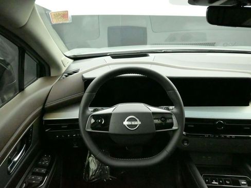 Used 2025 Nissan Murano Platinum w/ Cargo Package AWD/4WD image 12