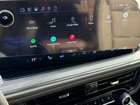 Used 2026 Chevrolet Tahoe LT w/ Comfort Package image 21