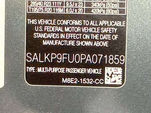 Used 2023 Land Rover Range Rover SE AWD/4WD image 26