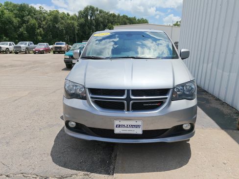 Used 2019 Dodge Grand Caravan GT FWD image 7