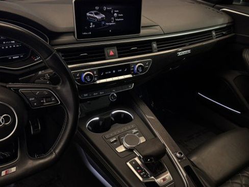Used 2019 Audi S4 Premium Plus w/ Premium Plus Package image 7