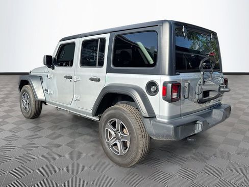 Used 2022 Jeep Wrangler Unlimited Sport AWD/4WD image 8