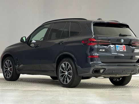 Certified 2024 BMW X5 xDrive40i w/ M Sport Package AWD/4WD image 3